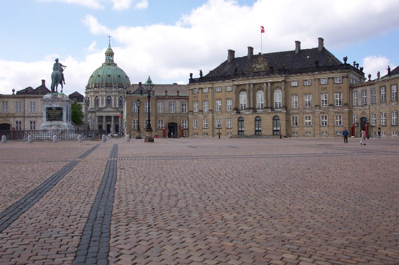 amalienborg castle